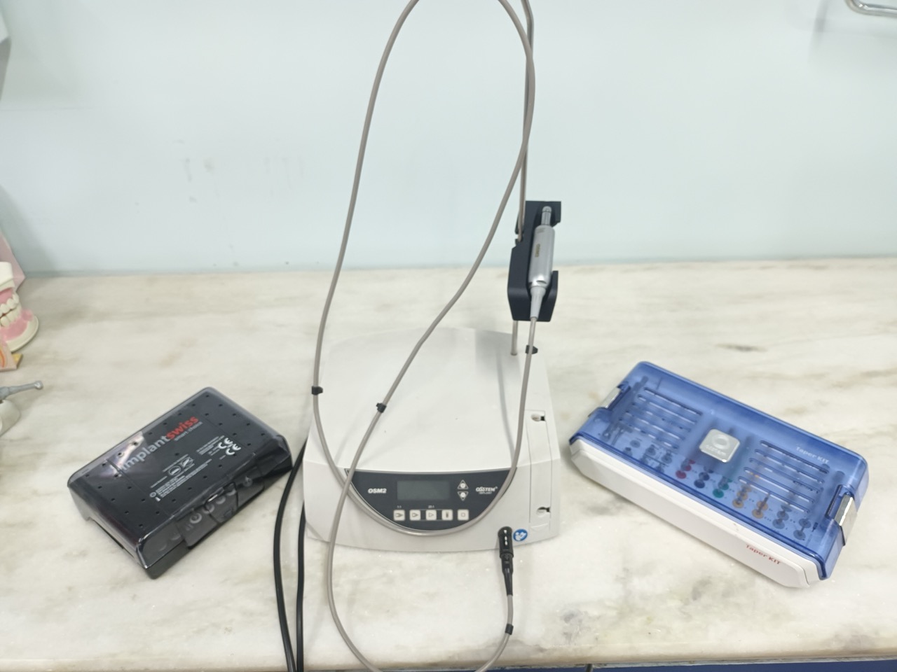 Implant physio dispenser used in dental procedures
